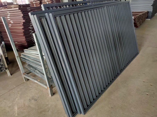 小區鋁合金百葉窗