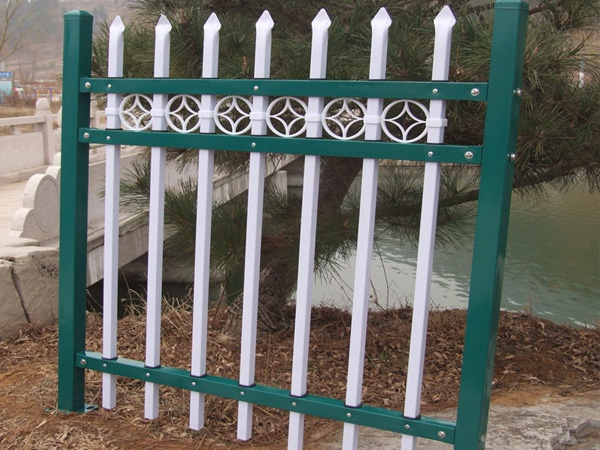 鋅鋼圍欄多少錢一米？