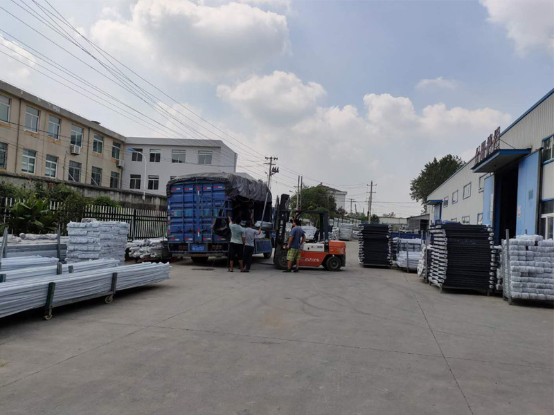 金用護(hù)欄2020年8月29日鋅鋼護(hù)欄發(fā)貨！