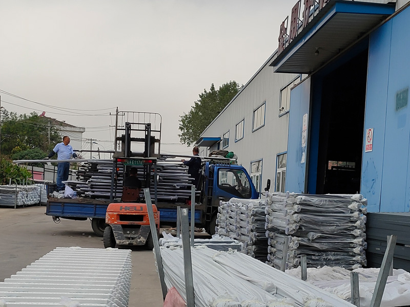 金用護欄2020年9月21日鋅鋼飄窗護欄發(fā)貨！