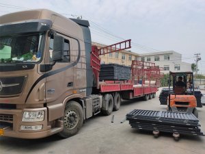 金用護欄2020年9月25日鋅鋼百葉窗發(fā)貨！