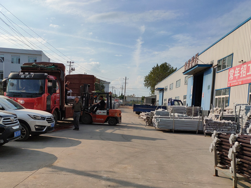 金用護欄2020年9月28日鋅鋼護窗欄桿發貨！