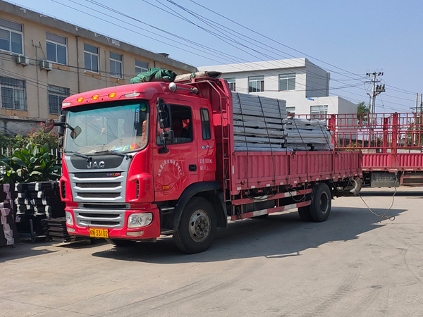 金用護欄2020年10月19日鋅鋼陽臺護欄發貨！