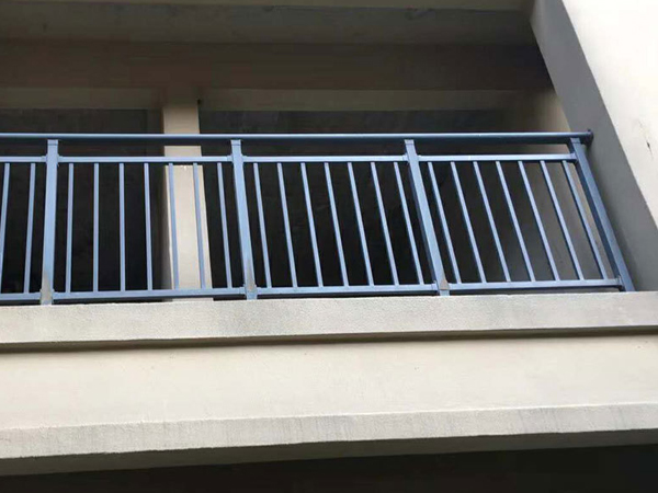 安徽護(hù)欄廠家哪里有？