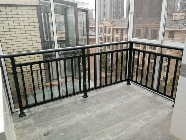 辨別鋅鋼護欄表面處理優劣的方法有哪些？