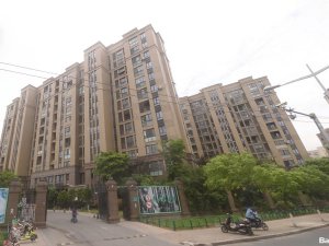 上海寧興上尚灣小區百葉窗、樓梯扶手定制