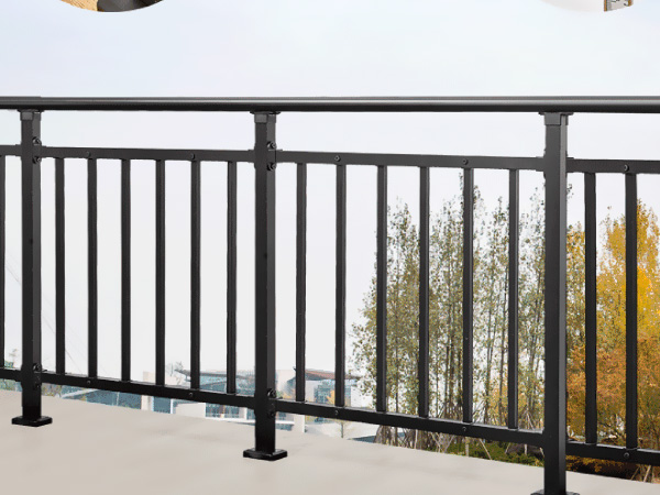 鋅鋼護欄和鋁合金護欄各有哪些優勢？