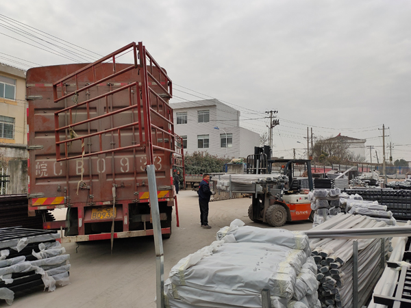 金用護欄2020年12月24日鋅鋼陽臺護欄發貨！