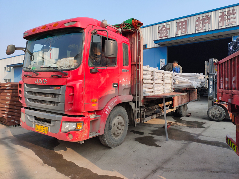 金用護欄2020年12月28日鋅鋼陽臺護欄發貨！