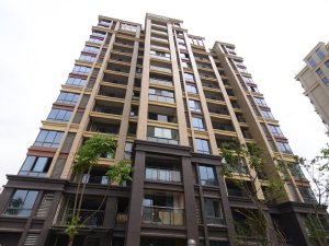 安慶西湖綠湖城小區(qū)百葉窗、陽臺護欄、樓梯扶手定制