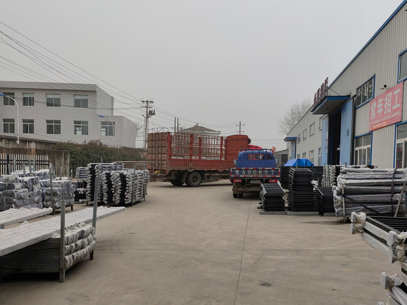 金用護欄2021年1月25日鋅鋼陽臺護欄發(fā)貨！