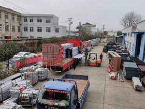 金用護欄2021年3月1日鋅鋼陽臺護欄發貨！