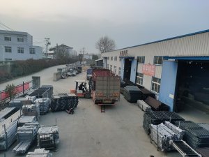 金用護欄2021年3月13日百葉窗發貨！