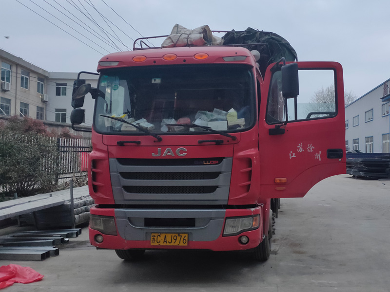 金用護欄2021年3月26日下午鋅鋼護窗欄桿發(fā)貨！