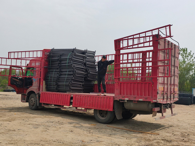 金用護(hù)欄2021年4月15日鋅鋼護(hù)窗欄桿發(fā)貨！