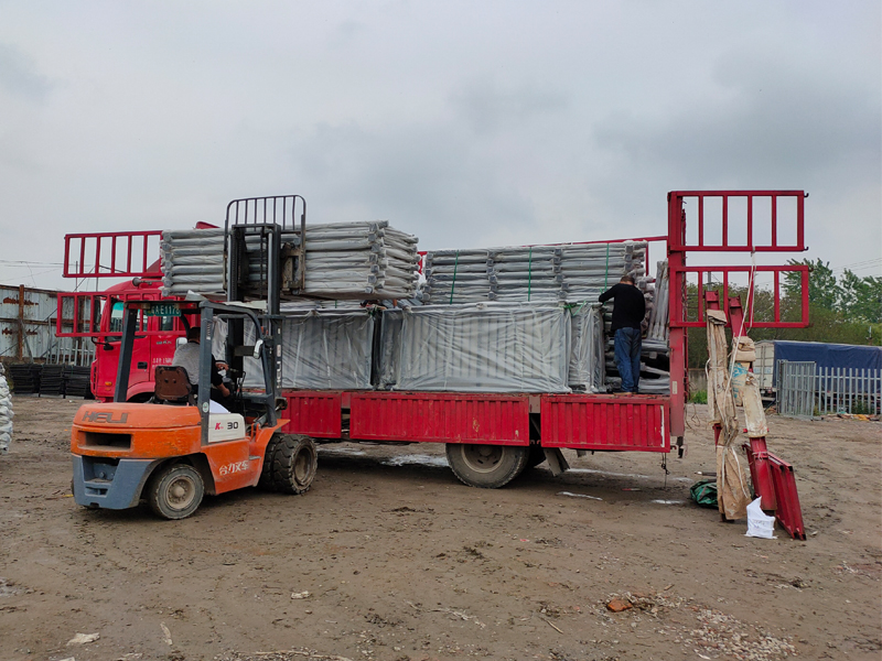 金用護(hù)欄2021年4月21日鋅鋼陽(yáng)臺(tái)護(hù)欄發(fā)貨！