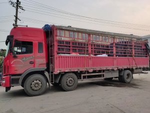 金用護欄2021年4月27日鋅鋼百葉窗發(fā)貨！