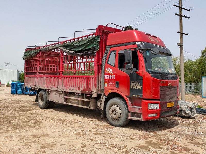 金用護欄2021年4月29日鋅鋼飄窗護欄發貨！