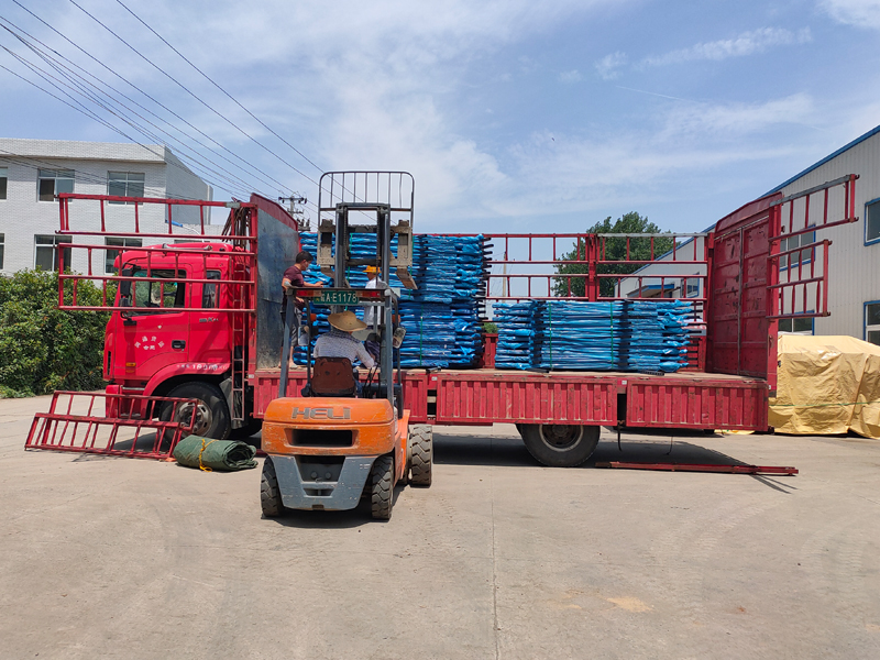 金用護欄2021年6月4日鋅鋼陽臺護欄發貨！