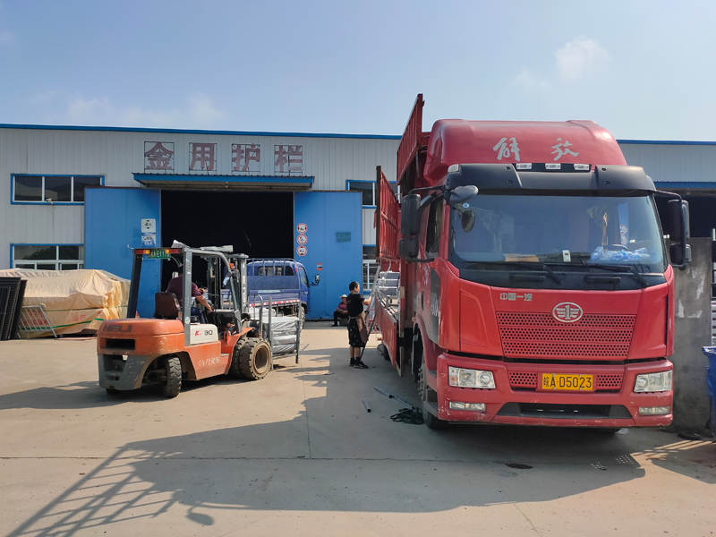 金用護欄2021年8月18日鋅鋼陽臺欄桿發貨！