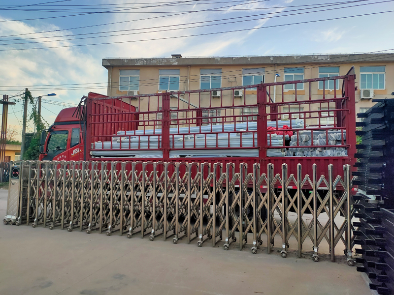 金用護欄2021年9月15日鋅鋼陽臺護欄發貨！