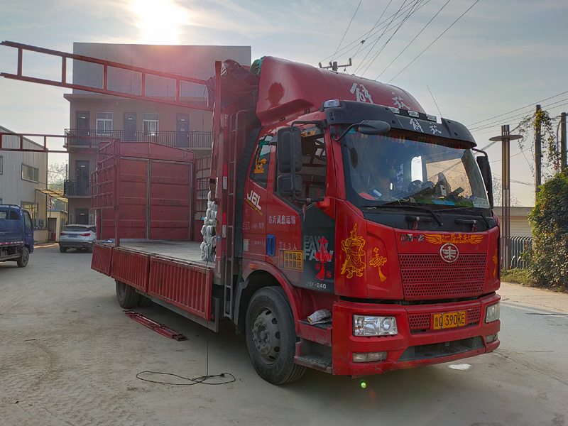 金用護欄2021年10月27日鋅鋼組裝護欄發(fā)貨！