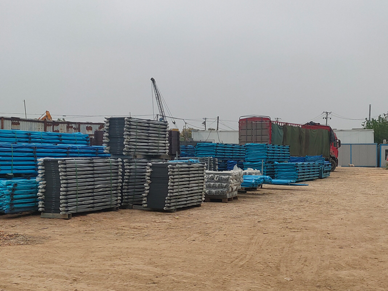 金用護欄2023年4月19日鋅鋼護窗欄桿裝車發貨！