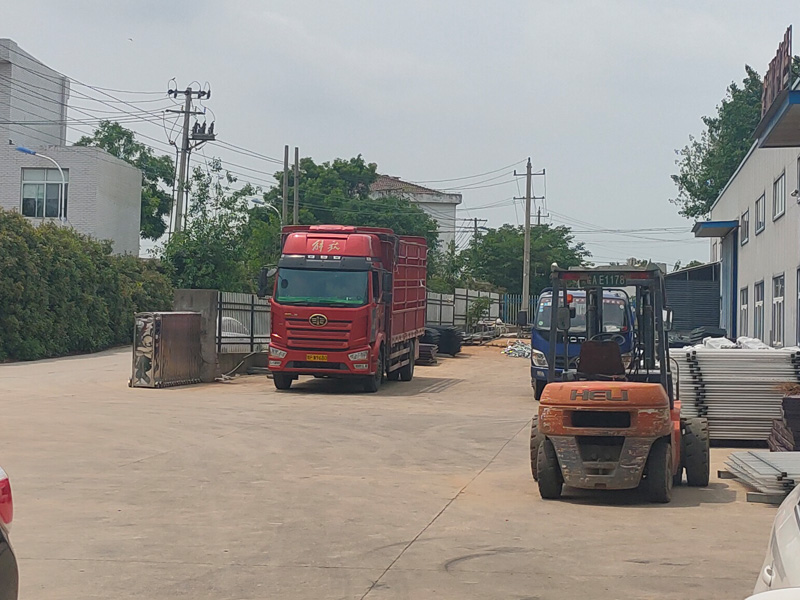 2023年5月24日鋅鋼連廊欄桿裝車發貨！