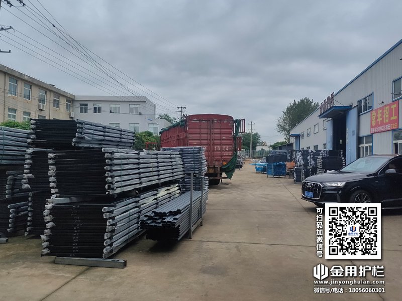 2023年9月14日鋅鋼百葉窗裝車發貨！