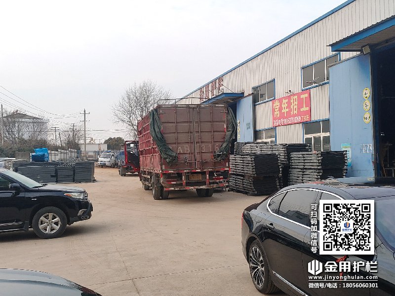 2024年1月26日鋅鋼百葉窗裝車發(fā)貨！