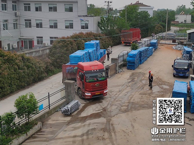 2024年4月20日鋅鋼陽臺欄桿裝車發貨！