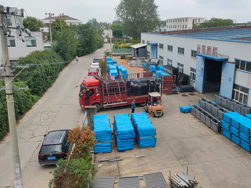 2024年8月29日鋅鋼圍墻護欄裝車發貨！