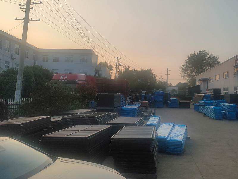 2024年9月14日鋅鋼陽臺護欄裝車發貨！