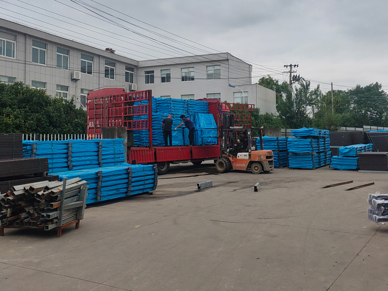 2024年9月20日鋅鋼陽臺護欄裝車發貨！