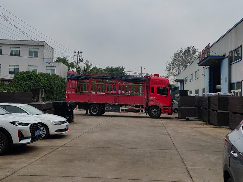 2024年10月22日鋅鋼飄窗欄桿裝車發貨！