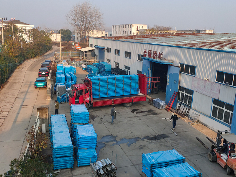 2024年12月11日鋅鋼陽臺護(hù)欄裝車發(fā)貨！