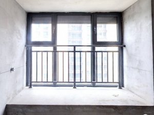 護窗欄桿多少錢一米? 護窗欄桿多少錢一米?