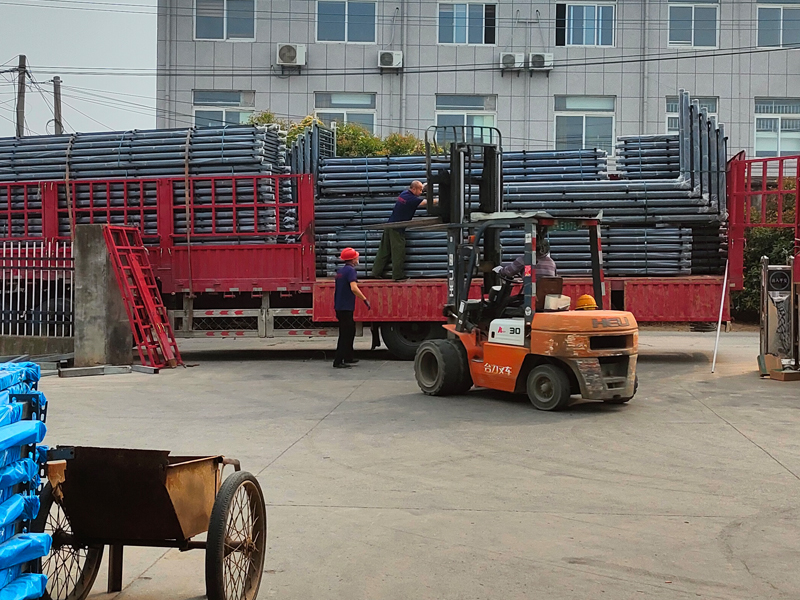 2025年4月22日鋅鋼陽臺欄桿裝車發貨！