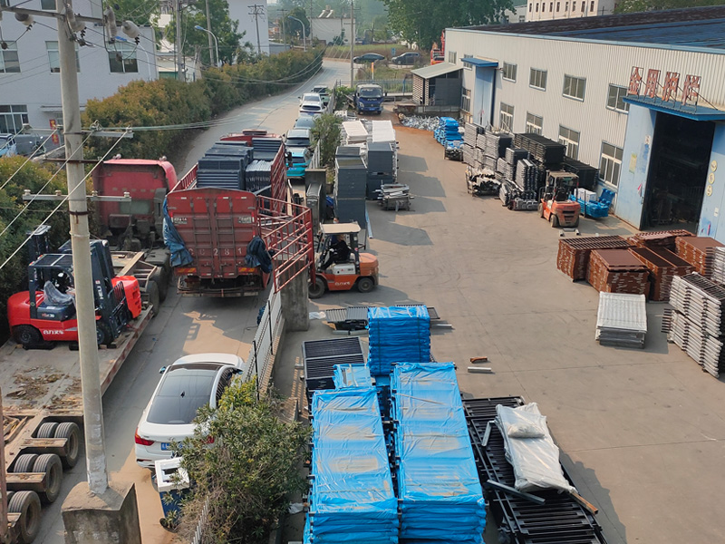 2025年4月28日鋅鋼百葉窗裝車發(fā)貨！