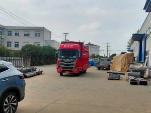 2025年9月23日鋅鋼百葉窗裝車發貨！