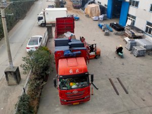 2025年11月8日鋅鋼百葉窗裝車發貨！